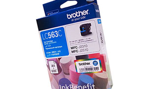 новый картридж Brother LC563C